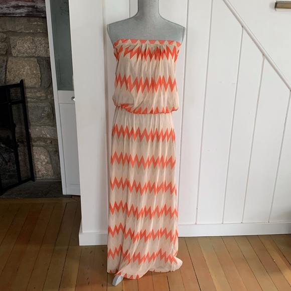 Cynthia Rowley Dresses & Skirts - Cynthia Rowley strapless maxi dress